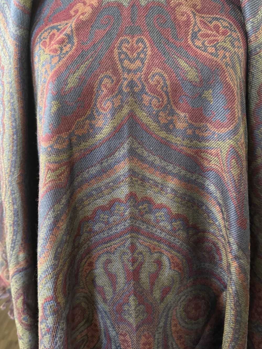 Liberty of London Oversized Wool Scarf  Shawl Wrap Paisley 54" - Picture 6 of 8